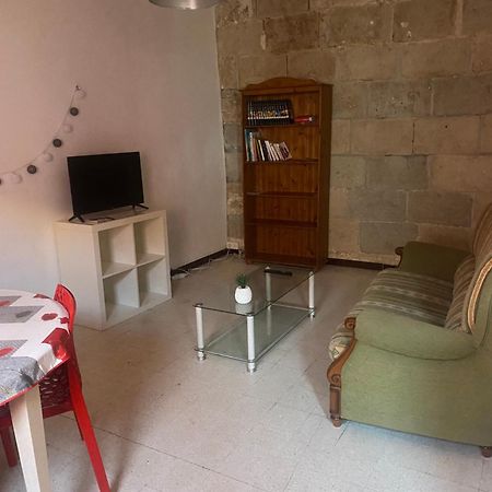 Maison De Ville Proche Mer, En Camargue Sur Le Chemin De Saint Jacques De Compostelle, Clim Reversible Vauvert Luaran gambar
